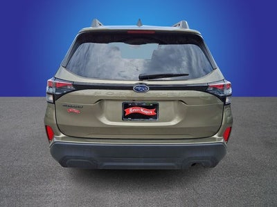 2025 Subaru Forester Premium