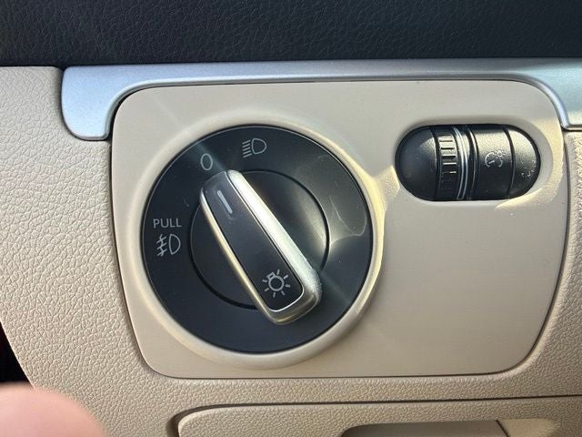 2016 Volkswagen Eos Komfort Edition