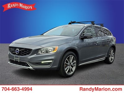 2016 Volvo V60 Cross Country T5