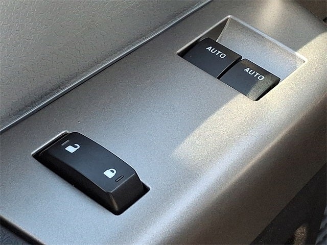 2023 Ford F-650SD Base