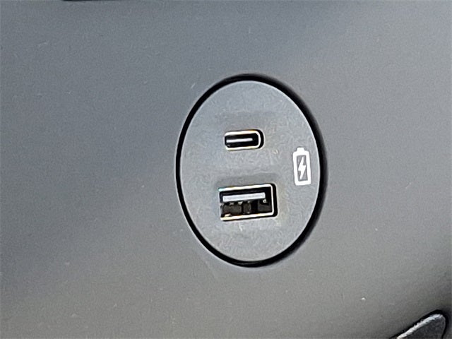 2023 Ford F-650SD Base