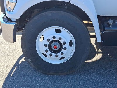 2023 Ford F-650SD Base