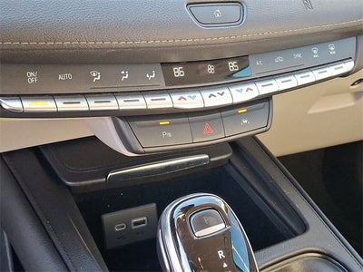 2021 Cadillac XT4 Premium Luxury