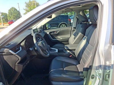 2022 Toyota RAV4 XLE Premium