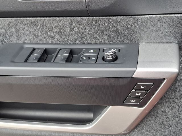 2025 Toyota Sequoia Platinum
