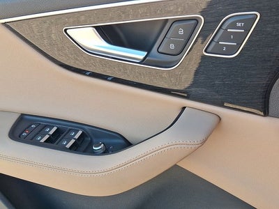 2024 Audi Q7 45 Premium Plus quattro