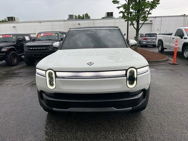 2025 Rivian R1S Adventure