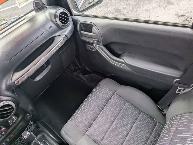 2012 Jeep Wrangler Unlimited Sport