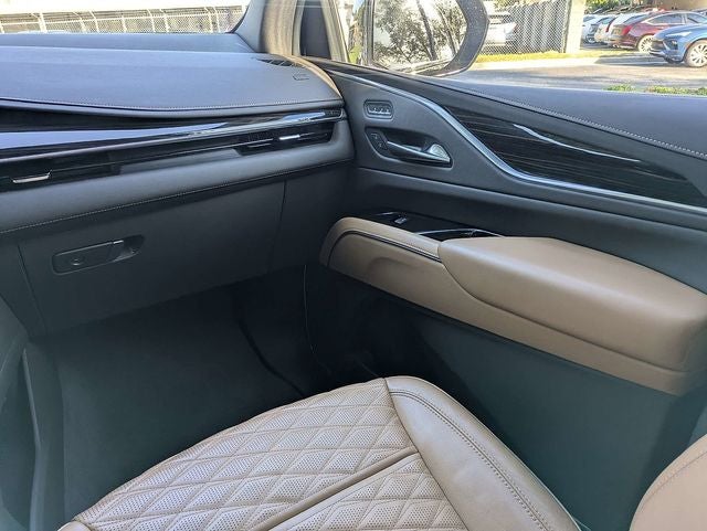 2022 Cadillac Escalade Sport