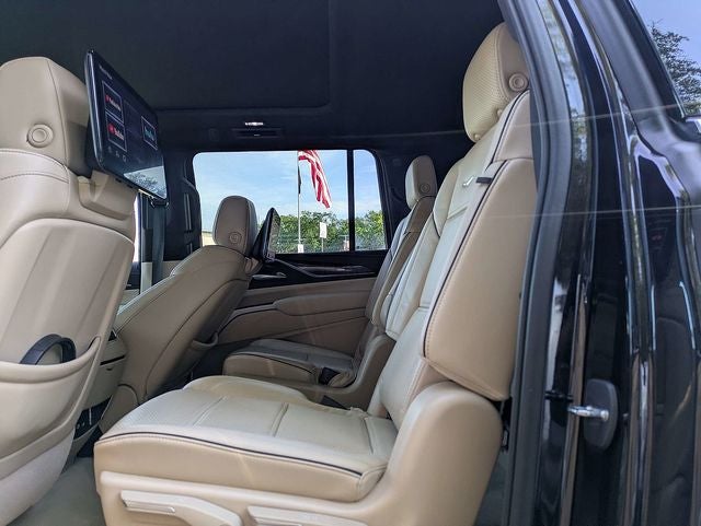 2023 Cadillac Escalade ESV Premium