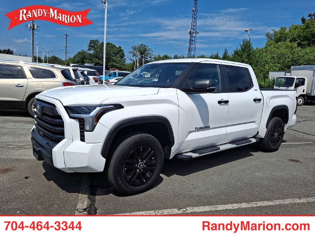 2024 Toyota Tundra 4WD SR5