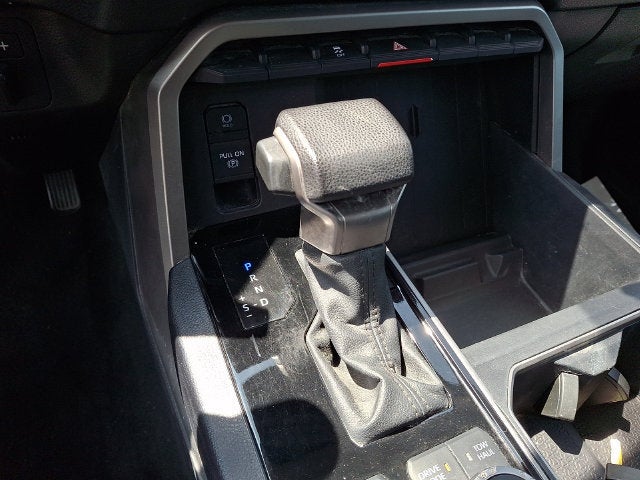 2024 Toyota Tundra 4WD SR5
