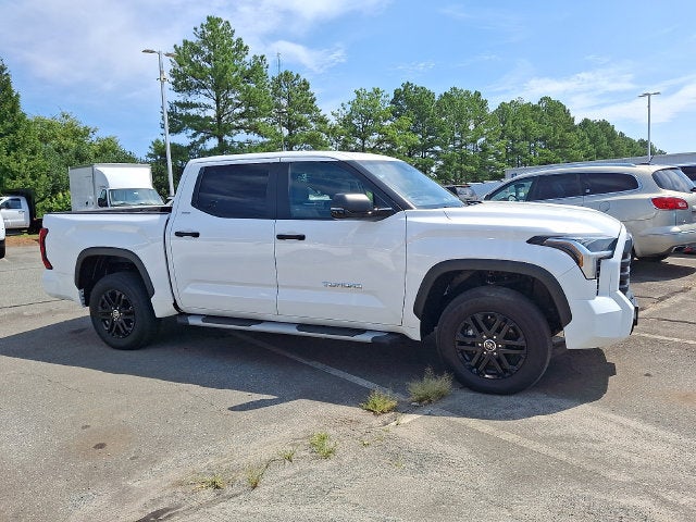 2024 Toyota Tundra 4WD SR5