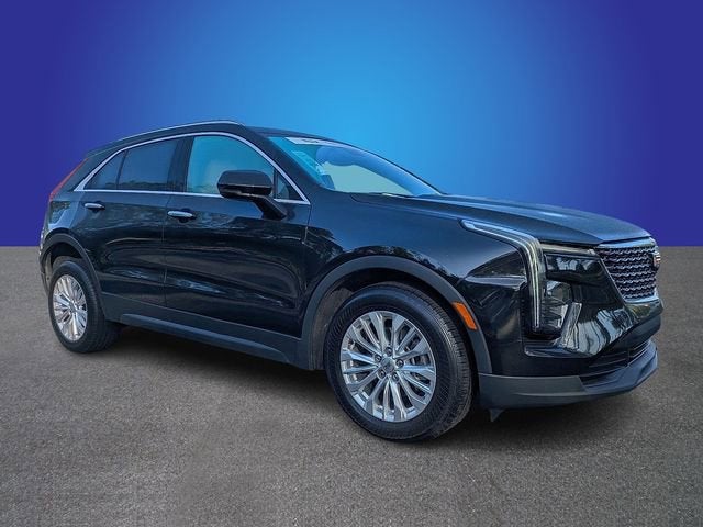 2024 Cadillac XT4 Luxury