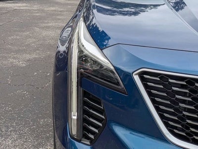 2019 Cadillac XT4 FWD Premium Luxury