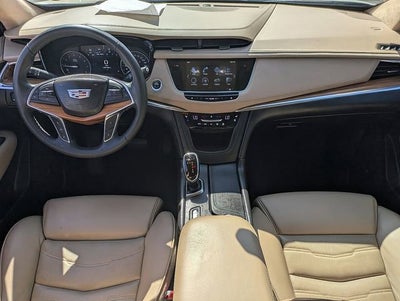 2017 Cadillac XT5 Platinum AWD