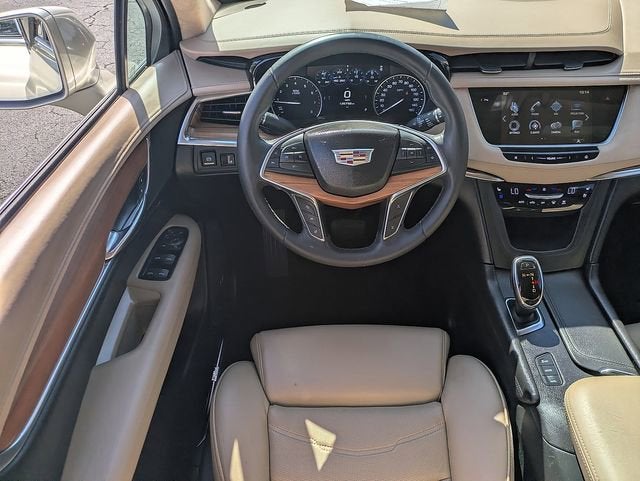 2017 Cadillac XT5 Platinum AWD