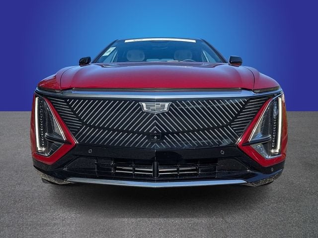 2024 Cadillac LYRIQ Luxury 2