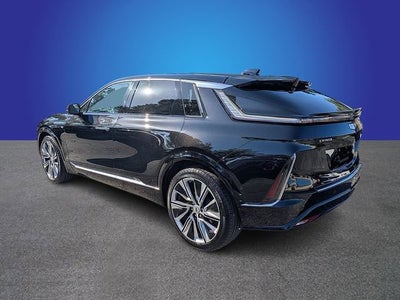 2024 Cadillac LYRIQ Luxury 3