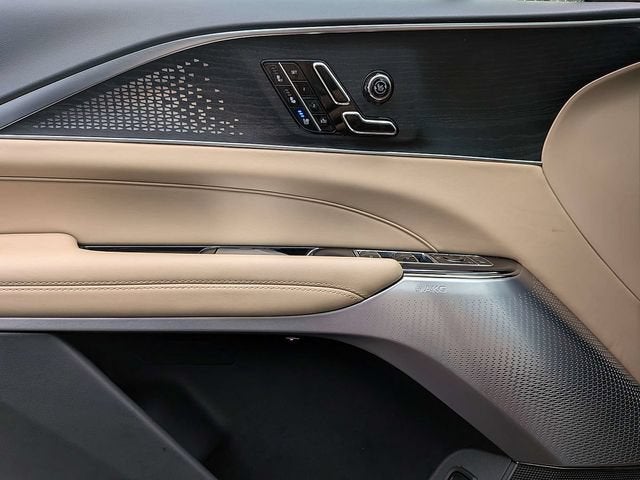 2026 Cadillac LYRIQ Signature Luxury