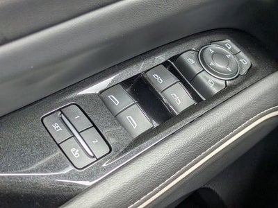 2023 Cadillac Escalade ESV Premium Luxury