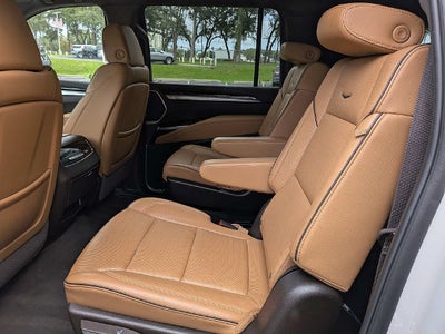 2025 Cadillac Escalade ESV Premium Luxury