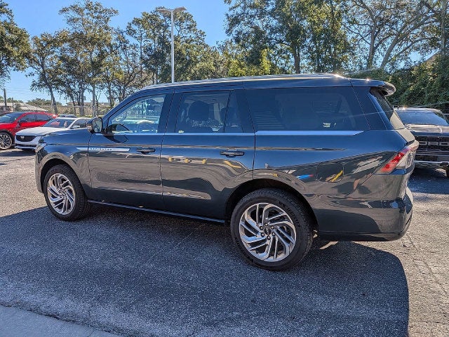 2025 Lincoln Navigator Reserve