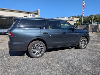 2025 Lincoln Navigator Reserve