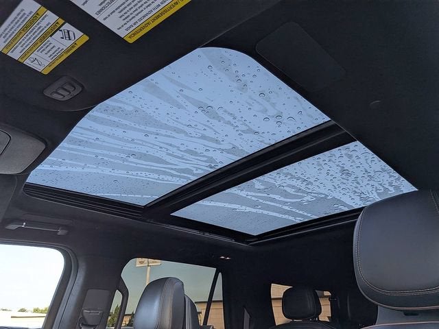 2025 Lincoln Navigator L Black Label