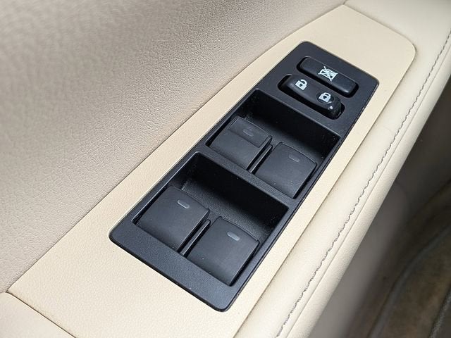 2013 Lexus ES 350 4dr Sdn