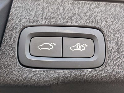 2026 Volvo XC60 Plug-In Hybrid Ultra