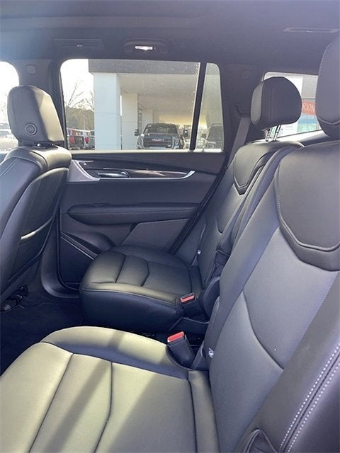 2025 Cadillac XT6 Sport