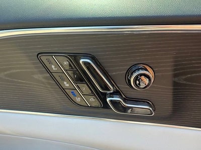 2024 Cadillac LYRIQ Sport 3