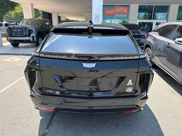 2024 Cadillac LYRIQ Sport 3