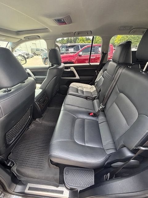 2019 Toyota Land Cruiser 4DR 4WD
