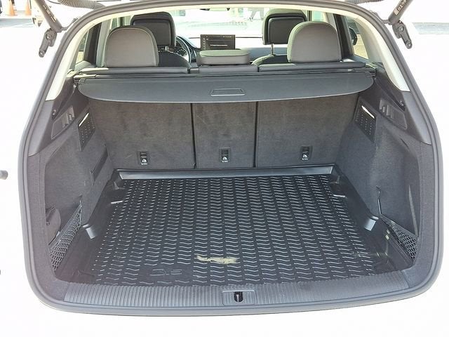 2022 Audi Q5 S line Premium