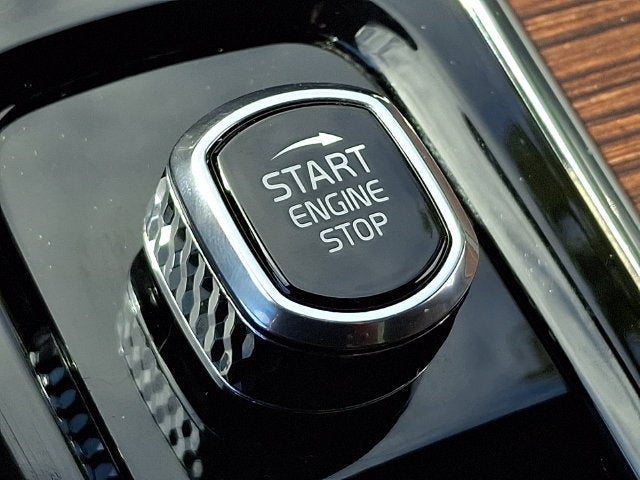 2022 Volvo XC60 Inscription