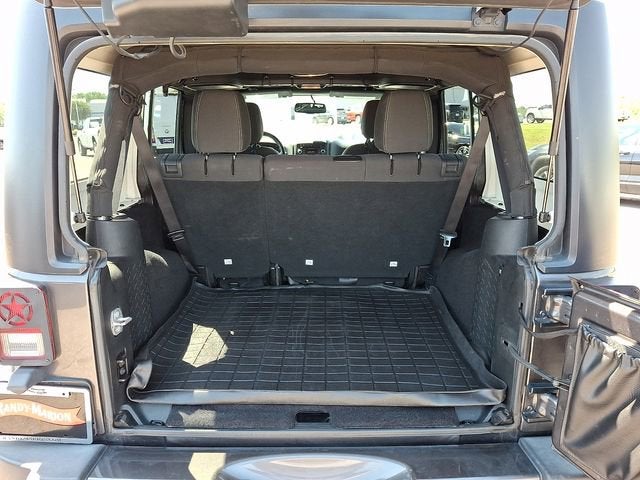 2018 Jeep Wrangler JK Unlimited Sahara 4x4