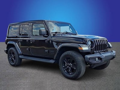 2023 Jeep Wrangler 4-Door Sahara Altitude 4x4