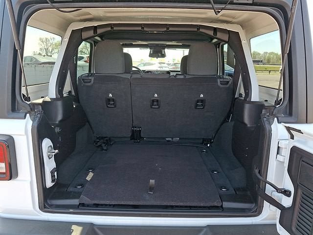 2025 Jeep Wrangler 4-Door Summit 4x4