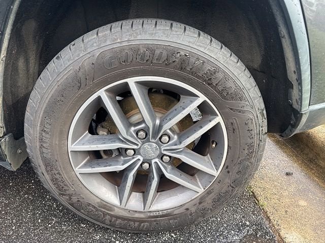 2017 Jeep Grand Cherokee Limited 4x2