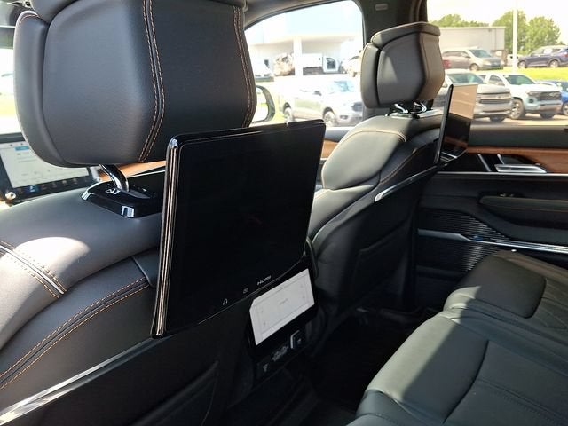 2024 Jeep Grand Wagoneer Series III 4x4