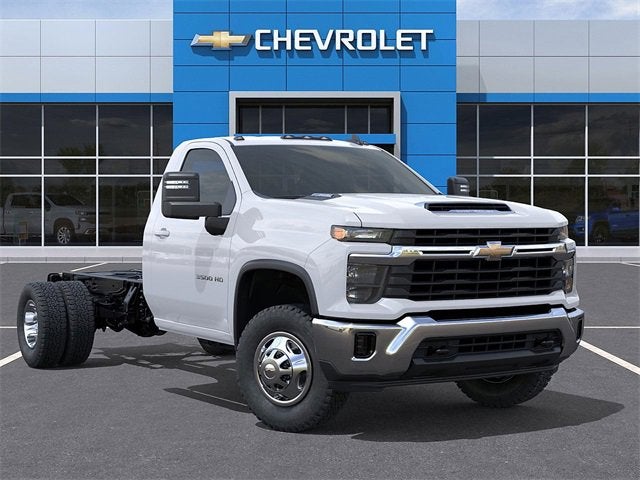 2026 Chevrolet Silverado 3500 HD Chassis Cab LT