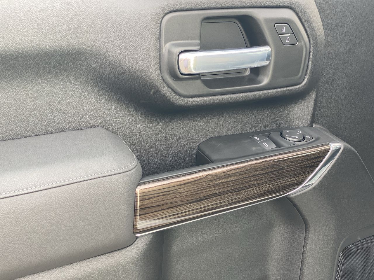 2026 Chevrolet Silverado 3500 HD Chassis Cab LT