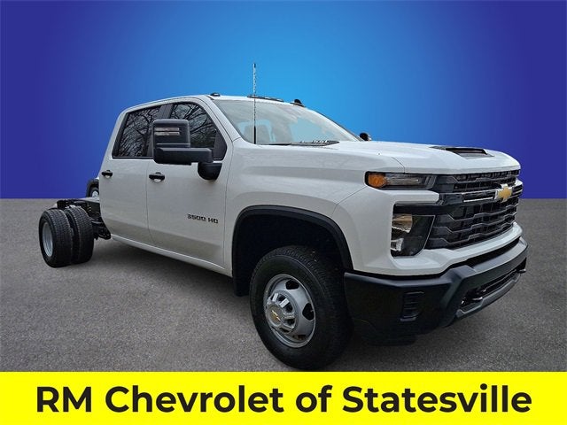 2026 Chevrolet Silverado 3500 HD Chassis Cab Work Truck