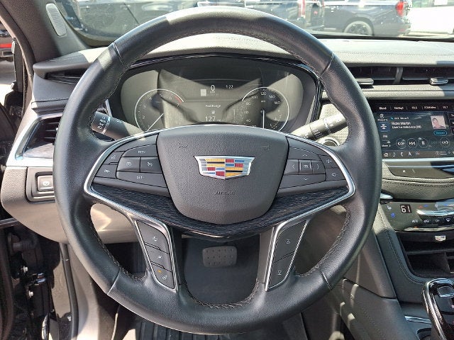 2023 Cadillac XT5 FWD Premium Luxury