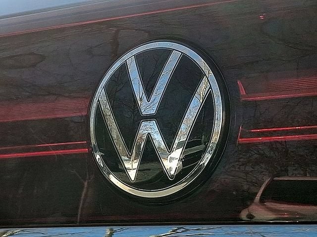 2024 Volkswagen Atlas Cross Sport 2.0T SE w/Technology