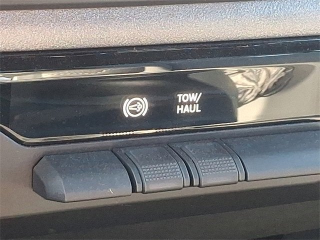 2023 RAM 3500 Tradesman Crew Cab 4x4 8' Box