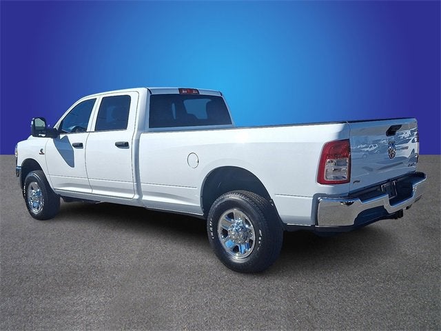 2023 RAM 3500 Tradesman Crew Cab 4x4 8' Box