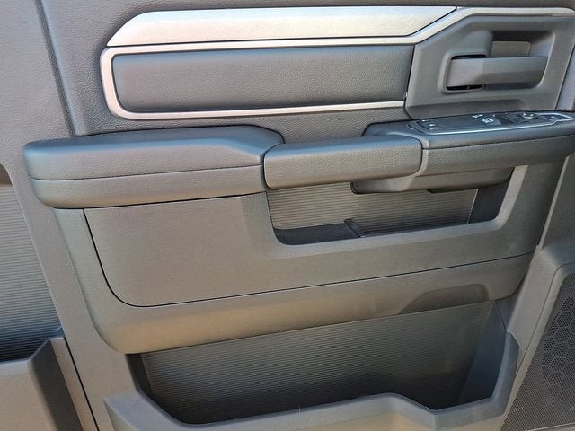 2024 RAM 2500 Tradesman Regular Cab 4x4 8' Box